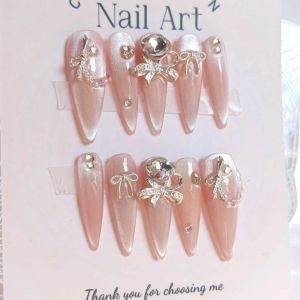 Móng tay thiết kế Nail box mắt mèo hồng mã số AB19