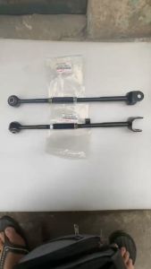 Thanh giằng ngang Camry 2003 - 2011 (Cây bên phải có tai cây bên trái không tai). Giằng ngang Toyota Camry