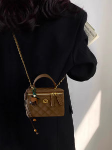 Elegant Suede Handbag Womens Fashion Bucket Bag Soft Handle Single Shoulder Crossbody Bag Luxury Feelings New 2025 Model