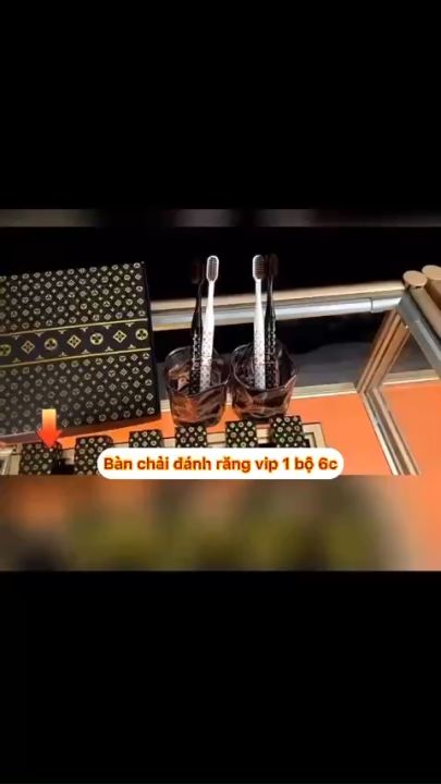 HỘP 6 CÂY BÀN CHẢI ĐÁNH RĂNG