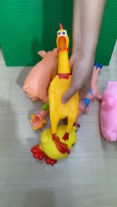 สัตว์ยาง ตัวบีบ ของเล่น ตุ๊กตาพลาสติก ยืดหยุ่น ไก่ หมูบีบ กบ เป็ด บีบมีเสียงร้อง ยางกัด มีเสียง บีบ