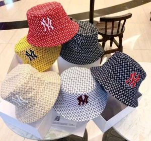 Bucket Hat Side Slide NY MLB Wanita masakini