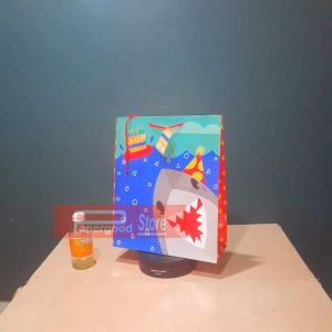 Paper bag kado baby shark
