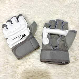WTF แท้ 100% ถุงมือเทควันโด้ Taekwondo Gloves ถุงมือ MMA นวมMMA นวมมวย นวมแบบตัด