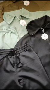 Set Pakaian Olahraga Cewek Kaos Ritsleting Celana Olahraga Kaki Lebar Set Lounge Musim