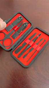 Bộ Bấm Móng Mini 7 Món Màu Đen Kèm Hộp Đựng Bảo Quản Chắc Chắn Bộ Cắt Da Móng Tay Bằng Thép Không Gỉ Dễ Mang Đi Du Lịch TIDO TI DO