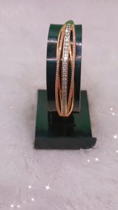 Gelang Tangan Bangle Bonnie 01 Alloy Lapis Mas 18K Zirconia Premium Quality & Tahan Lama BP016G