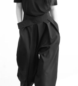 เอวสูงขากว้างผู้ชาย กางเกงสูท เมจิกเทปออกแบบลำลองยาว กางเกงขายาว หลวม ชุดทำงานสีดำสไตล์ซามูไร ทันสมัย