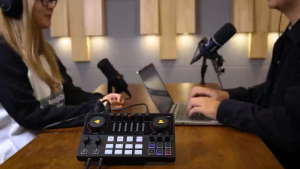 MAONO AME2 Gen2 Paket Soundcard Audio Dual XLR Input with Mic PD100 for Podcast Recording Streaming