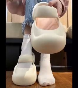 Less More Fufu air soft round head slip on sandal