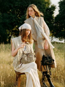 La Festin | Leisure Large Capacity Student Commuter School Bag