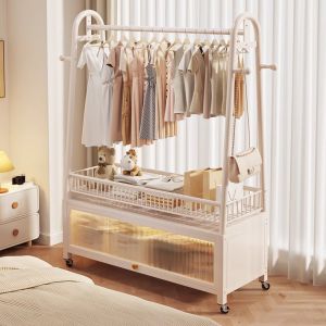 Luxurious Mobile Coat Rack
