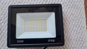 Đèn Pha Led 100W IP66 chip COB 5054 (Loại Đủ Công Suất) siêu sáng siêu bền bảo hành chính hãng 1 đổi 1