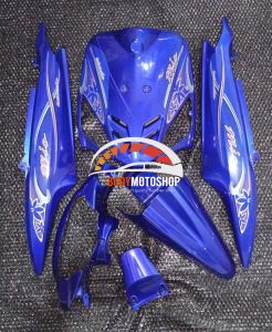 cover ful set bodi halus Mio sporti warna biru plus striping bunga