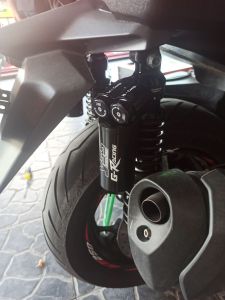 shock belakang Yamaha X MAX YSS G racing warna hitam