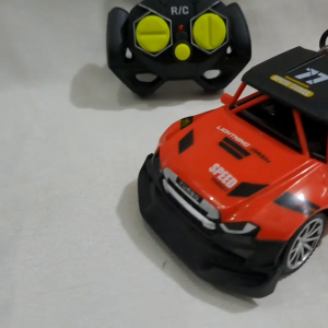 AA Toys 338-18 Mainan Mobil Remot Asap - Spray Type Mobil Remote Control With Charger