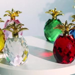 Crystal Pineapple Ornament Lifelike Pineapple Figurine Crystal Fruit Statue Tabletop Centerpiece Adorn Home Living Room Deco