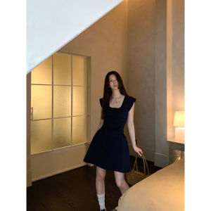Youthful French Style Petite Waist Accentuating Dress