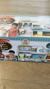 Melissa & Doug Wooden Cafe Barista Coffee Shop