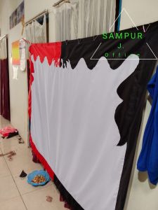 Kain kelir wayang kulit warna hitam merah Bahan oswot tebal awet dan tahan lama berbagi ukuran