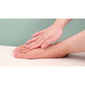 Mặt Nạ Tẩy Tế Bào Chết Cho Chân Tất Spa Dưỡng Ẩm Làm Trắng Loại Bỏ Da Chết Giúp Chăm Sóc Da Chân Mịn Màng Chống Nứt Nẻ