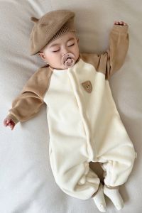 เสื้อผ้าเด็กผ้าขนแกะหนาสำหรับฤดูใบไม้ร่วงและฤดูหนาว เสื้อผ้าเด็กผู้ชายและผู้หญิง เสื้อผ้าเด็ก ชุดเด็ก ชุดเด็ก ผ้าขนแกะหนาปานกลาง