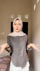 M F COLLECTION - Kemeja Wanita Salur Luna Stripe Shirt Fitted Basic Casual Terbaru Bahan Semiwol