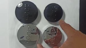 Logo Jeep cho chụp mâm xe (chụp Lazâng) đường kính 55mm và 64mm phù hợp cho dòng xe Jeep. <Jeep>