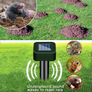 2Pcs Solar Outdoor Mole Groundhog Repellent Stakes Ultrasonic Gopher Repeller Vole Deterrent Waterproof Sonic Repellent Spikes