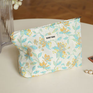 DJDF Womens Cosmetic Bag Yellow Seaweed Large Capacity Loose Change Cosmetic Canvas Storage Bag Portable Travel Toiletry Bag