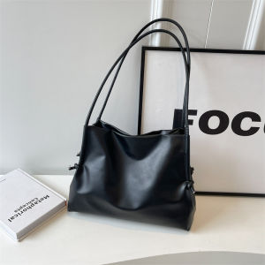 Soft Leather Crossbody Bag Womens 2024 New Large Capacity Single Shoulder Class Commuting Bag Small Niche Diagonal Bag