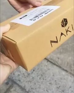 NAKIZ LIVELY BUTT - kem thoa thâm mông thâm nách bẹn đen mụn lưng đen đầu gối đen khuỷu tay mờ vết thâm rạn
