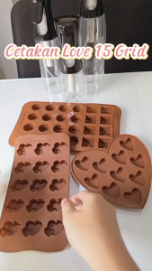 ALAT CETAKAN COKLAT AGAR AGAR PUDDING ES BATU DENGAN MOTIF LOVE 15 LUBANG/BERBAHAN SILICONE