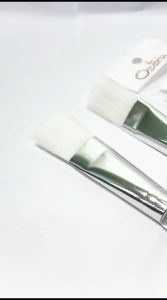 KUAS MAKE UP BERKUALITAS TINGGI: OZERA FACIAL MASK BRUSH