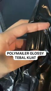 Plastik Polymailer 15X25CM 100 LEMBAR Packing Olshop LDPE HITAM Glossy Tebal 60Micron Lem Perekat