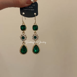 Retro Luxury Diamond Embedded Emerald Flower Zircon Waterdrop Earrings No Piercing Clip on Earrings  out Original Design