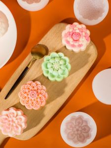Silicone Mold Ice Cream Mooncake Lotus Shape Chinese Traditional Kitchen Baking Tools Green Bean Paste Jelly Heart Dessert Mold