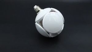 MLADEN 40W Football UFO Lamp E27 Folding Light Bulb 360 Degrees AC 220V LED Spotlight Light Cold White High Power Ceiling Light