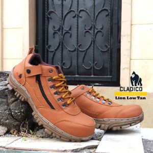 Sepatu Safety Pria Ujung Besi Outdoor Zipper Sleeting Cladico Lion Low