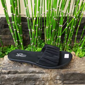 Sandal Selop Wanita Motif Kerut Flat SoL Karet Lentur Anti Licin