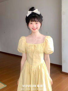 French Style Square Collar Dress Womens 2024 New Arrival Seaside Vacation Style Tight Waist Milky Yellow Elegant Mid Length Long Length Skirt Summer