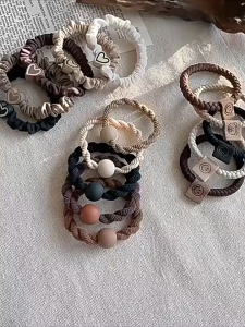 【โปรโมชั่นวันนี้】ยางรัดผมหนังพรีเมียม 5ชิ้น ยืดหยุ่นสูง+ลายสก๊อตเกาหลี+หัวใจ3มิติ (Nสี) ใช้งานได้ทั้งวันไม่ทิ้งรอย #ส่งด่วนในไทย #เครื่องประดับต้องมี