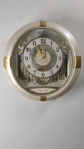 100% ORIGINAL SEIKO Melodies in Motion Volume Light Sensor Wall Clock QXM603 (QXM603W) [Jam Dinding Muzik]