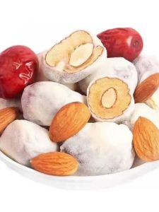 Speciality Nuts And Dried Fruits Milk Date Walnut Heart Snacks Leisure Packaged Small Bag Xinjiang Special Product Big Fruit