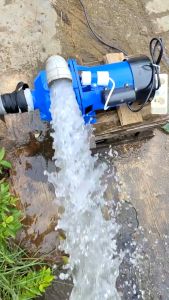 Pompa Air Modifikasi Jet 500 & Pipa 2 Dimensi untuk Irigasi Persawahan