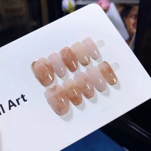 High Quality Handmade Short Nail Art Wearable False Nails Gradient Blend Nude Color New 2025 Fashion Trend White And Nude