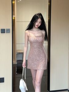 Gợi Cảm Mỏng Cashmere Chui Đầu Đầm Nữ Mùa Hè Hàng Mới Về Nymphomaniac Nguyên Chất Desire Màu Đỏ Dây Áo Ngắn