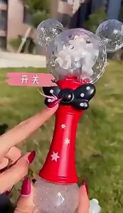 Đồ Chơi Máy Tạo Bong Bóng Điện Tử Sạc Lại Được Hình Minnie Có Đèn Dành Cho Bé Trai Và Bé Gái Lý Tưởng Cho Trẻ Từ 3 Tuổi Trở Lên