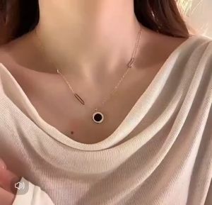 [ COD ] Kalung Bulat Hitam Perempuan & Kalung Fashion Wanita Titanium