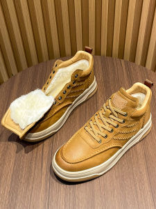 Mens Winter Snow Boots Fur Lined Thickened Rubber Sole Anti-slip Warm Cotton Shoes Leather And Fur Integrated Short Tube Boots